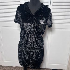 Juicy Couture Velvet Pajama Sleep Set Shorts and Shirt MED